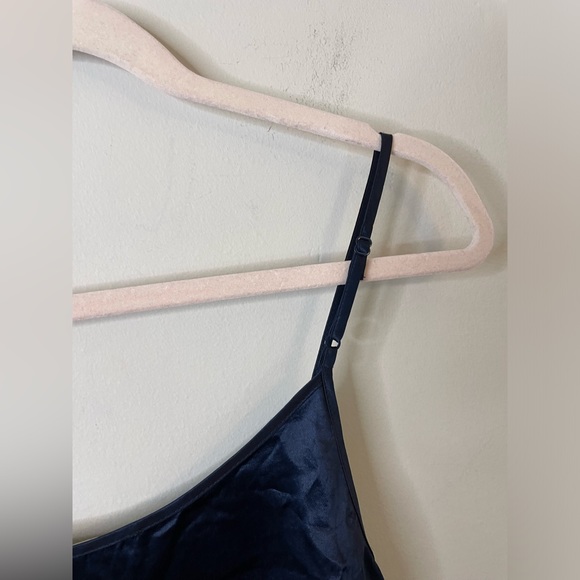 Aritzia Babaton Starboard Blue Everly Cami Minimalist Neutral Office - Picture 8 of 9